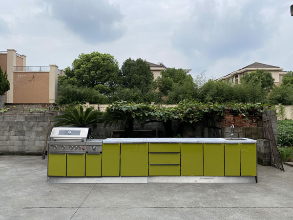 Outdoor Kitchen Cabinet, Case From Florida, USA